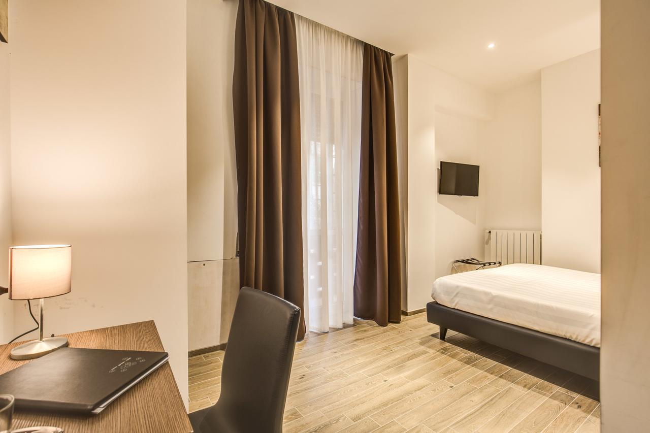 House Garden Hotel Рим Екстериор снимка