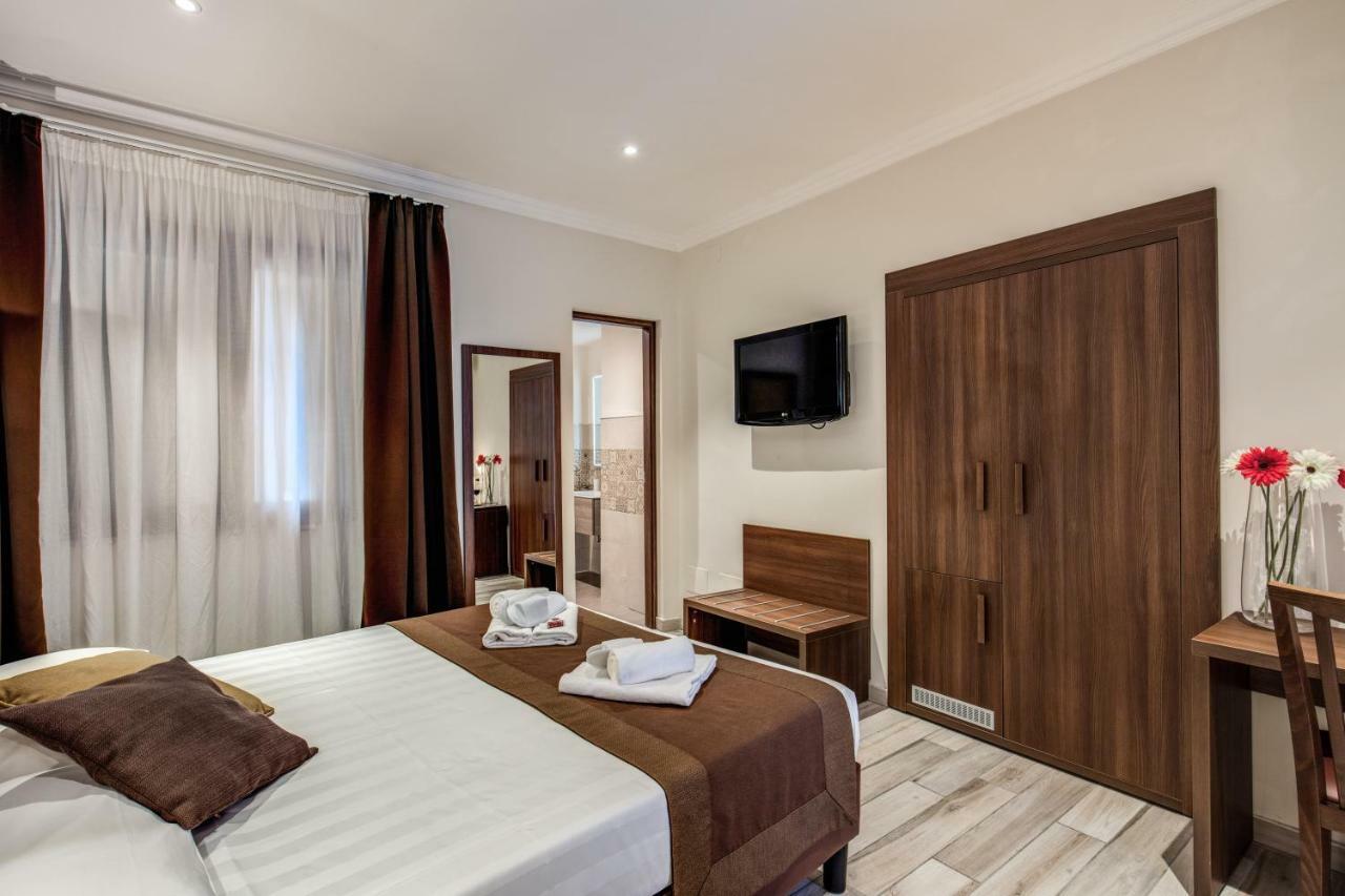 House Garden Hotel Рим Екстериор снимка